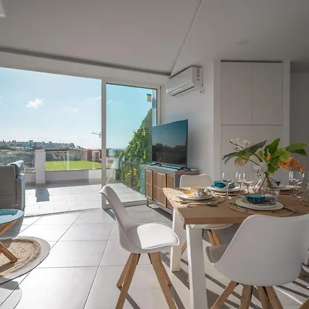 Atico Con Vistas Al Mar, A La 150m De La Playa En Tenerife Sur Apartmán Costa Del Silencio